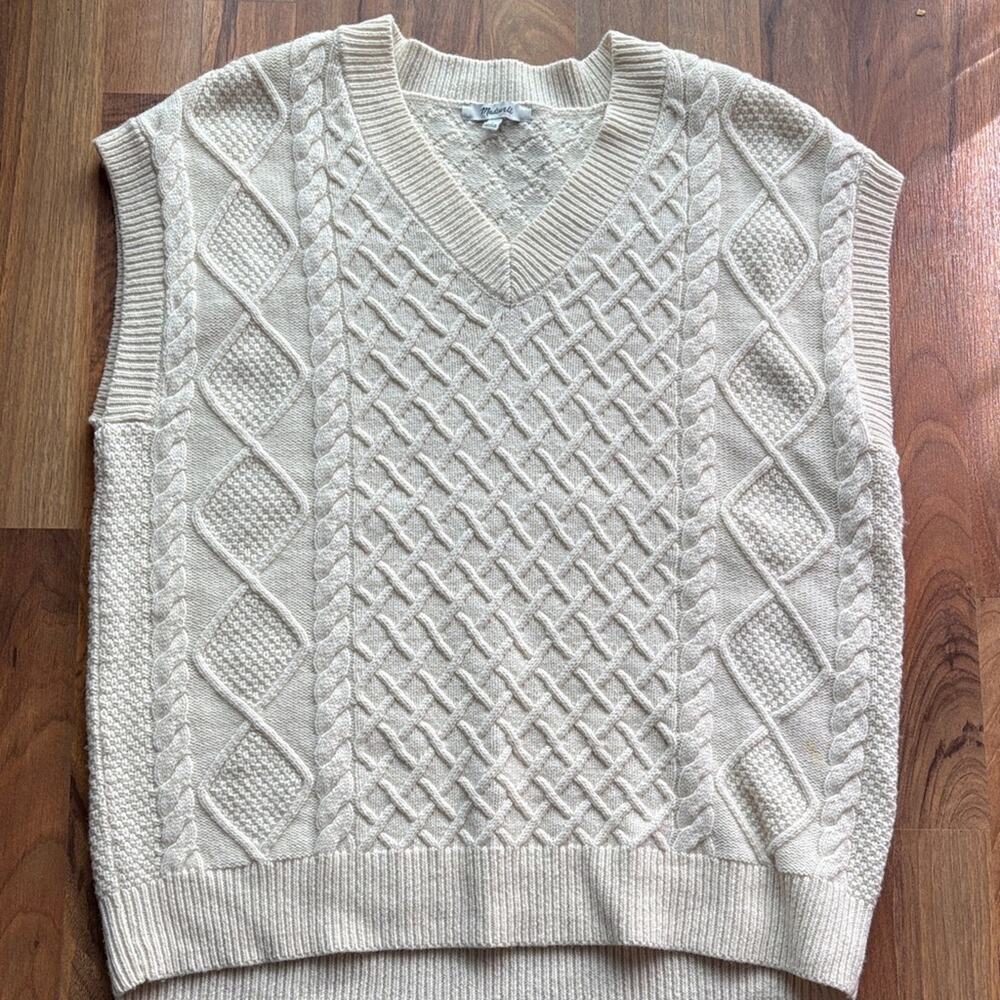 Madewell Woman’s Size S Cream Cable Knit V-Neck Vest